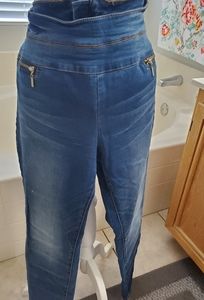 Bisou Bisou Skinny Jeans